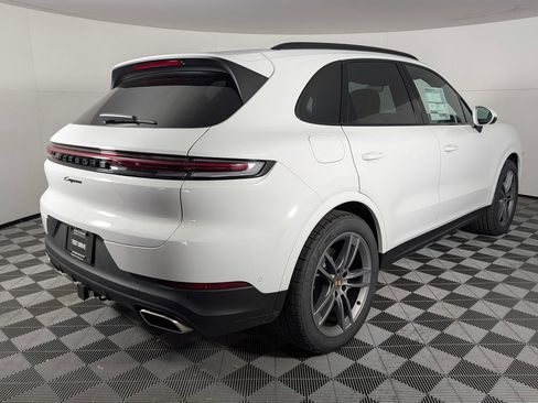 New 2026 Porsche Cayenne image 7