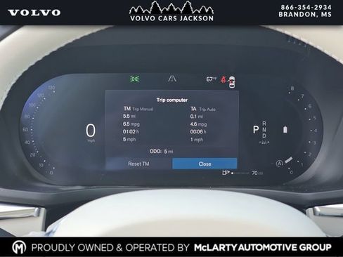New 2026 Volvo XC60 B5 Ultra w/ Protection Package Premier AWD/4WD image 9