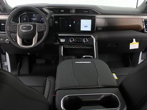 New 2026 GMC Sierra 3500 Denali image 13