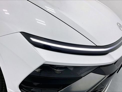 New 2026 BMW X1 xDrive28i w/ Convenience Package image 34