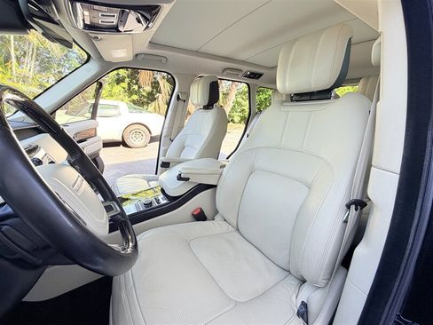 Used 2018 Land Rover Range Rover HSE AWD/4WD image 11