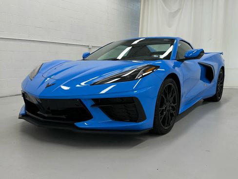 Used 2025 Chevrolet Corvette Stingray Preferred Conv w/ Z51 Performance Package image 11