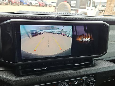 Used 2025 Jeep Wrangler Unlimited Sport S 4xe AWD/4WD image 16
