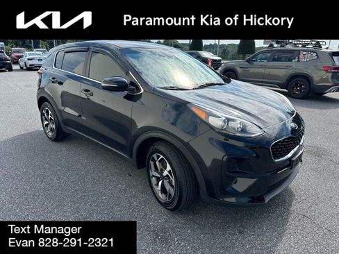 Used 2020 Kia Sportage LX w/ LX Popular Package FWD image 3