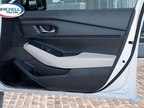 Certified 2023 Honda Accord EX image 13