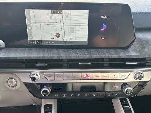 New 2025 Kia Telluride EX image 19