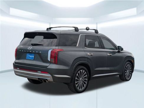 Used 2023 Hyundai Palisade Calligraphy FWD image 6