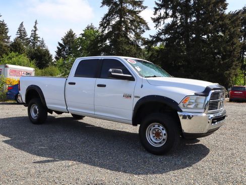 Used 2011 RAM 2500 SLT w/ Technology Group AWD/4WD image 5
