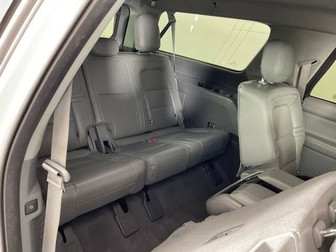 Used 2020 Lincoln Navigator L Reserve w/ Luxury Package AWD/4WD image 34