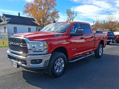 Used 2024 RAM 2500 Big Horn w/ Bed Utility Group image 3