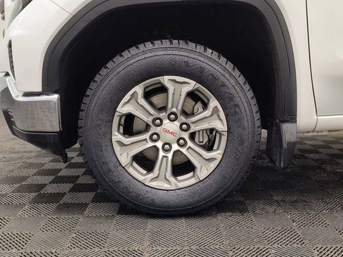 Used 2024 GMC Sierra 1500 Pro w/ Pro Value Package AWD/4WD image 10