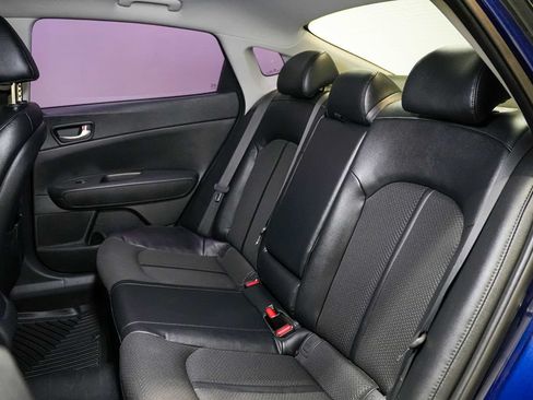 Used 2018 Kia Optima S FWD image 15