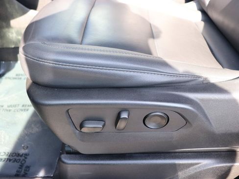 Used 2024 Chevrolet Tahoe LT AWD/4WD image 51