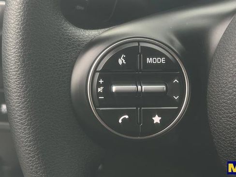 Used 2025 Kia Soul LX image 29