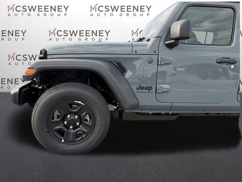 New 2026 Jeep Gladiator Sport AWD/4WD image 28