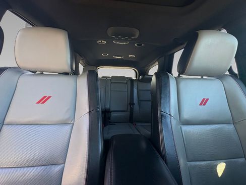 Used 2023 Dodge Durango GT image 2