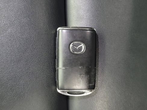 Used 2024 MAZDA MAZDA3 s image 32