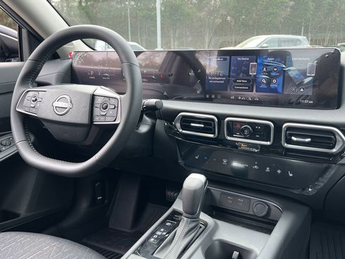 New 2026 Nissan Sentra SV w/ SV Convenience Package FWD image 3