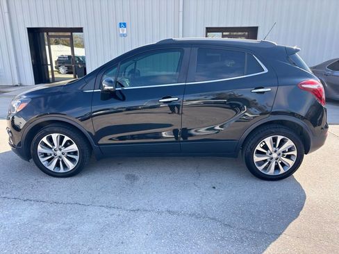 Used 2019 Buick Encore Preferred FWD image 2