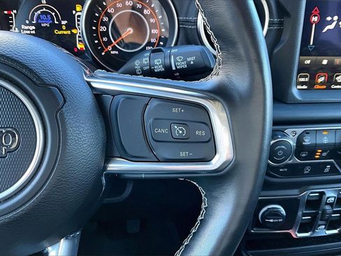 Certified 2023 Jeep Wrangler Sahara w/ Cold Weather Group image 29