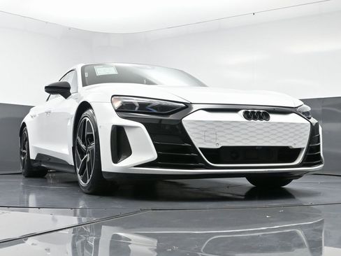 Used 2023 Audi RS e-tron GT w/ Carbon Performance Package image 56