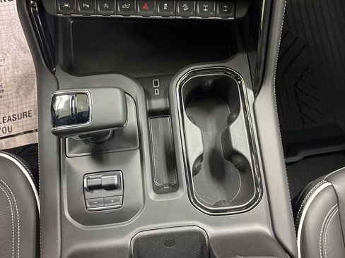 New 2024 GMC Sierra 1500 AT4X w/ AT4X AEV Edition AWD/4WD image 15