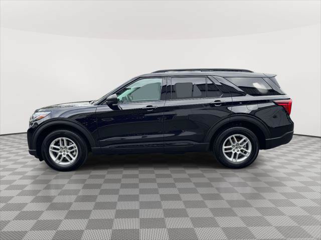 Used 2026 Ford Explorer Active AWD/4WD image 4