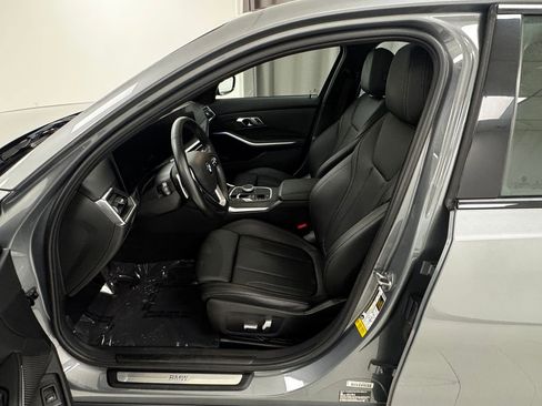 Used 2023 BMW 330i Sedan w/ Driving Assistance Package image 10