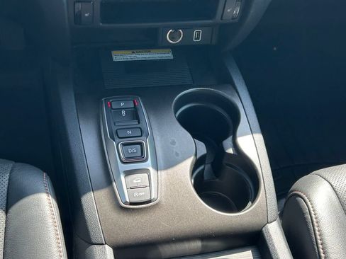 Used 2022 Honda Pilot TrailSport image 25