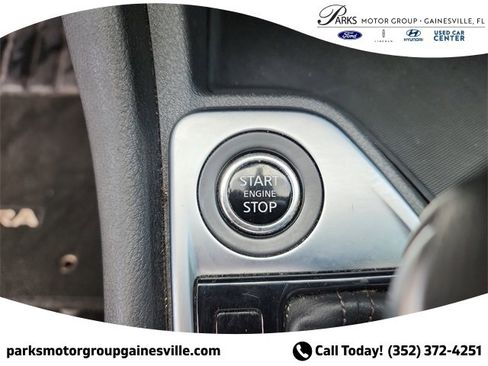 Used 2023 Nissan Sentra SV image 25