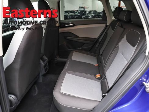 Used 2024 Volkswagen Taos S AWD/4WD image 20