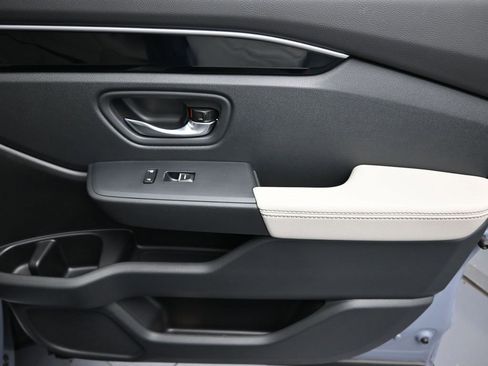 Used 2026 Honda Passport RTL image 28