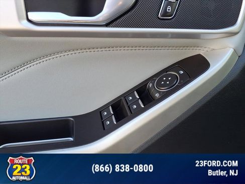 Certified 2022 Ford Explorer XLT w/ Equipment Group 202A image 14