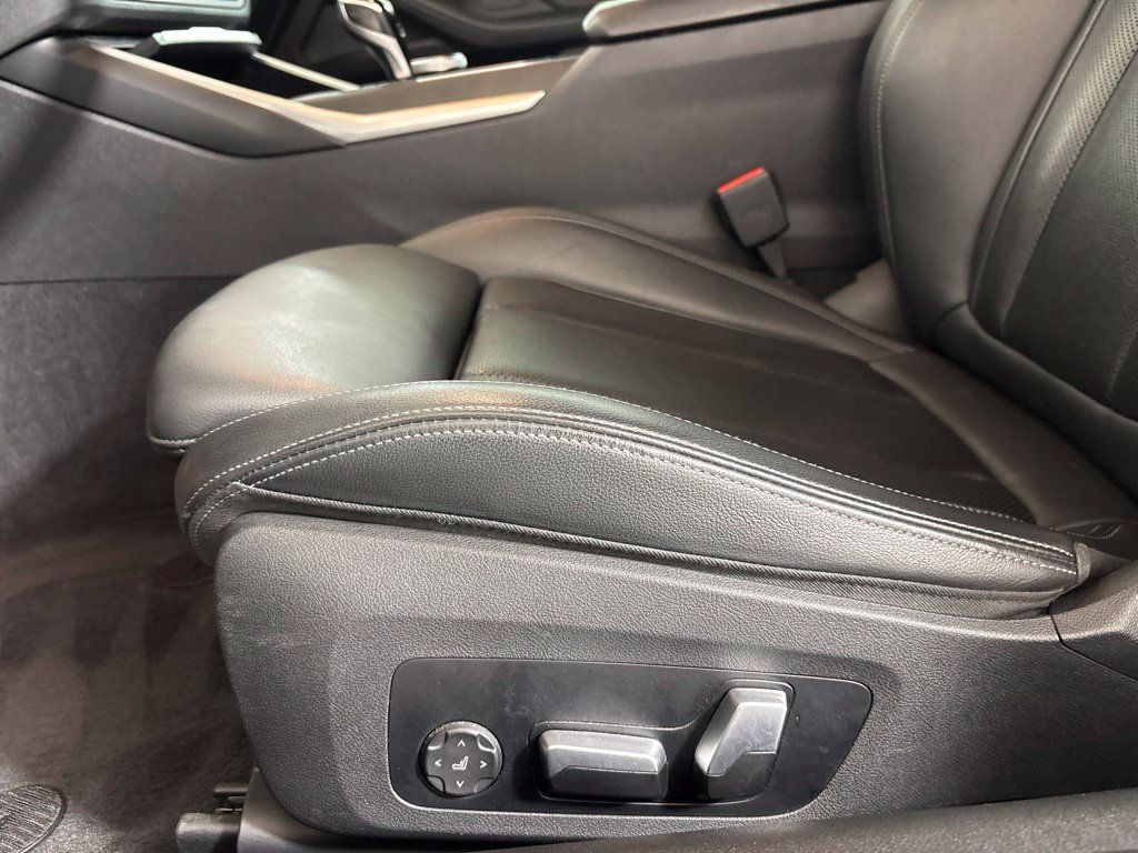 Certified 2022 BMW 430i Coupe w/ Convenience Package RWD image 26