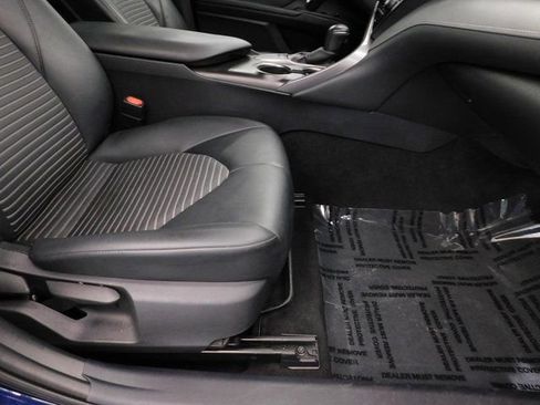 Used 2022 Toyota Camry SE image 33