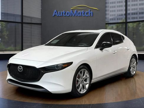 Used 2021 MAZDA MAZDA3 Hatchback w/Premium Plus Pkg AWD/4WD image 3