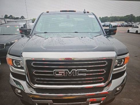 Used 2018 GMC Sierra 2500 SLT w/ Snow Plow Prep Package AWD/4WD image 2