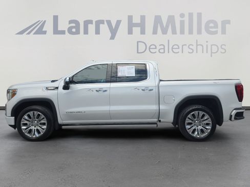 Used 2022 GMC Sierra 1500 Denali w/ Denali Premium Package AWD/4WD image 2