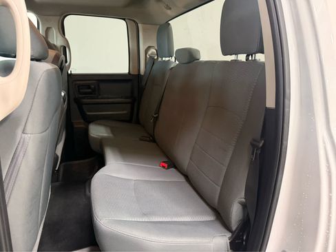 Used 2018 RAM 1500 ST w/ SXT Appearance Group AWD/4WD image 15