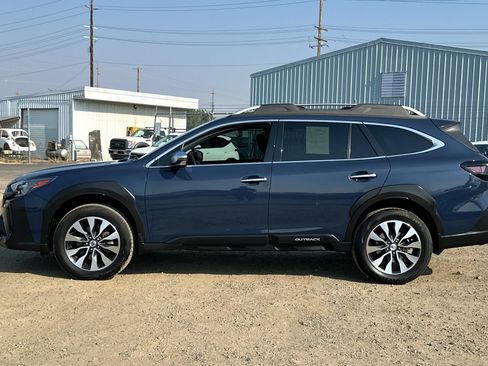Used 2024 Subaru Outback Touring XT AWD/4WD image 8