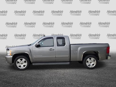 Used 2008 Chevrolet Silverado 1500 LTZ w/ Safety Package RWD image 6