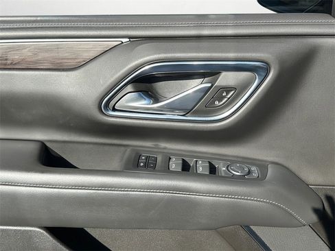 Used 2021 Chevrolet Tahoe Z71 image 23