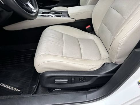 Used 2021 Honda Accord Touring image 18