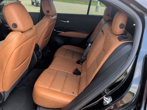 Used 2025 Cadillac XT4 Sport FWD image 38