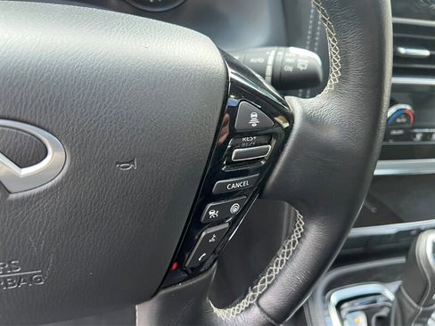 Used 2024 INFINITI QX80 Luxe image 36