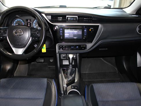 Used 2017 Toyota Corolla SE FWD image 15