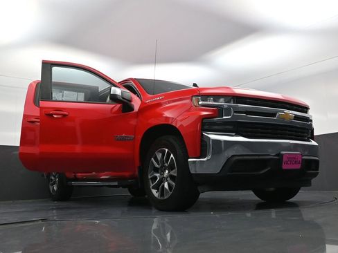 Used 2020 Chevrolet Silverado 1500 LT w/ Texas Edition image 28