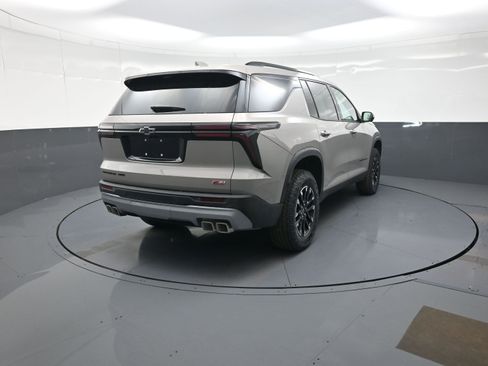 New 2026 Chevrolet Traverse Z71 w/ Driver Confidence Package image 3