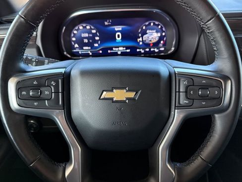 Used 2024 Chevrolet Suburban LT image 34