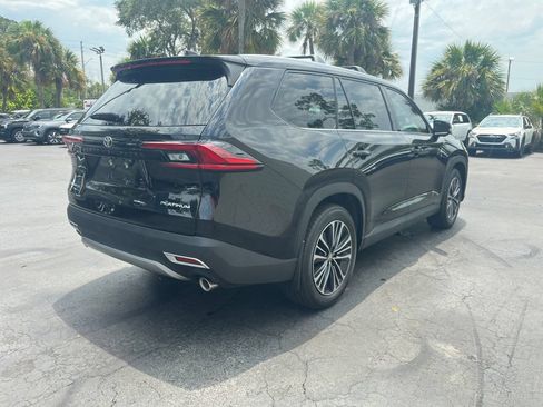 Used 2025 Toyota Grand Highlander AWD Hybrid image 6